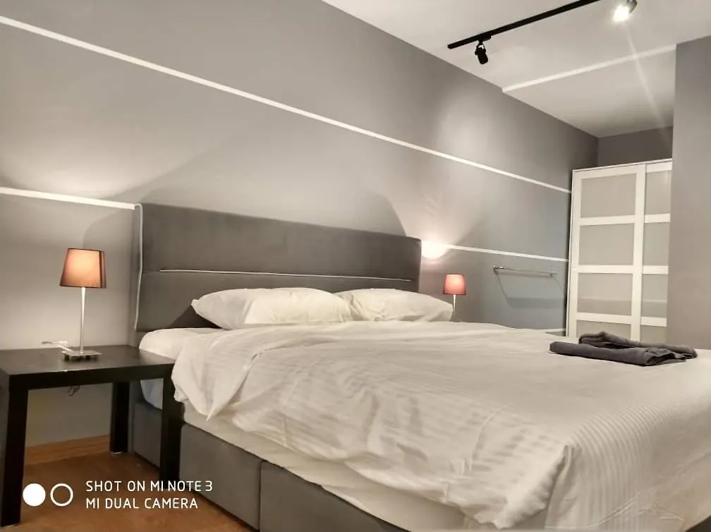Ekocheras Luxury Duplex House 쿠알라룸푸르